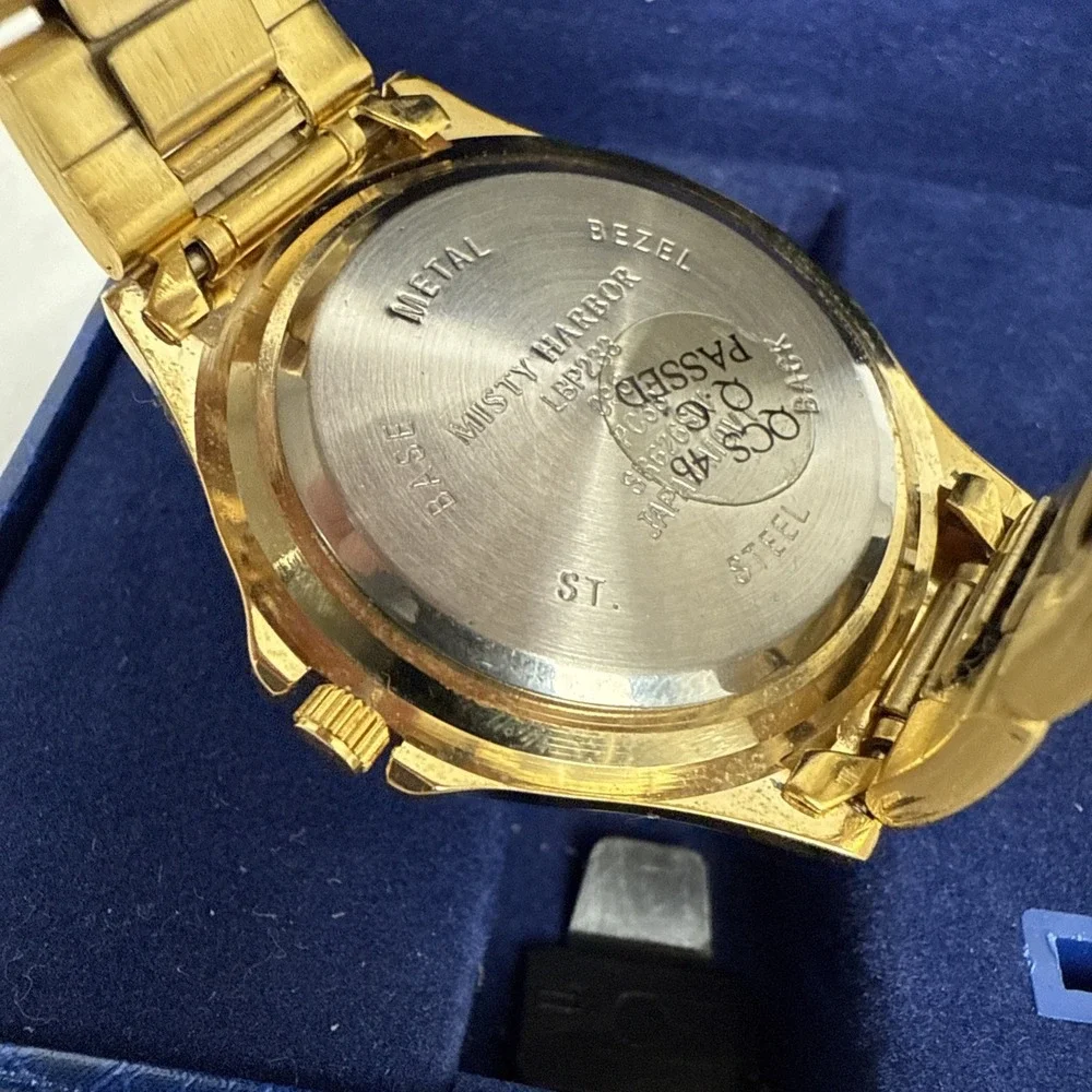 Misty‎ Harbor Quartz Vintage Mens Watch Round Gold Tone *Read